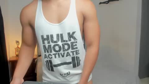 stefan_leenox online show from June 5, 6:52 am
