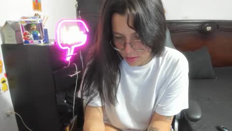 julieth-cancer online show from January 10, 1:29 am