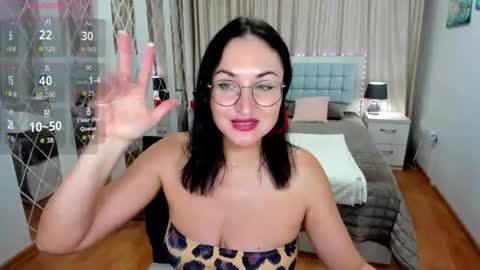 StefanaWinter online show from July 5, 11:39 am