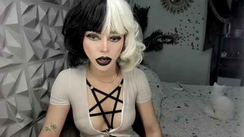 Jane online show from March 28, 12:05 pm