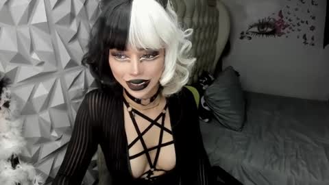 Jane online show from June 12, 2:21 am