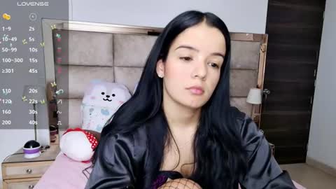 Snapshot of stefy810675 chatting on June 17, 10:43 pm Stefany online show from June 17, 10:43 pm