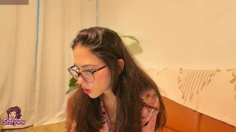 Stefy online show from April 18, 10:32 pm