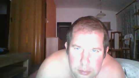 steki038434 online show from May 3, 7:42 pm