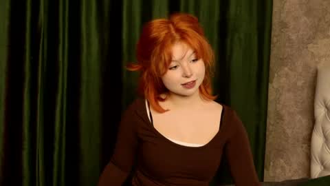 Stella online show from April 28, 8:36 pm