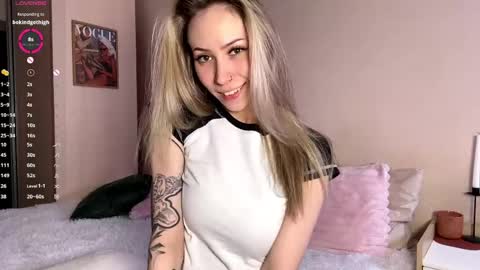 Alexia online show from April 14, 3:23 am