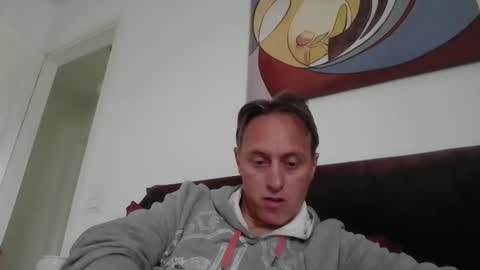 sten015 online show from May 6, 12:32 pm