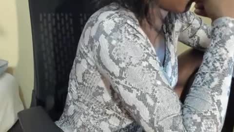 steph____3 online show from July 27, 9:38 am