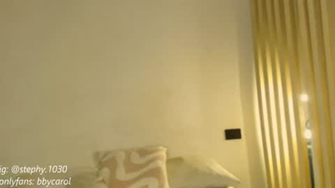 stephany online show from July 18, 5:22 am