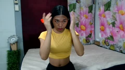 stephanie_zee online show from July 12, 5:59 pm