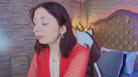 Snapshot of stephaniesun_ chatting on May 12, 1:08 pm Stephaniesun online show from May 12, 1:08 pm