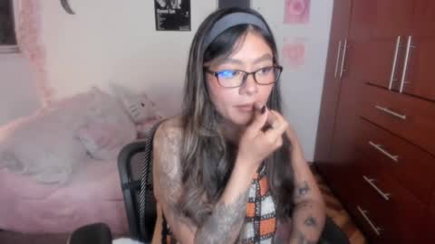 Stephanie  online show from January 19, 4:49 am