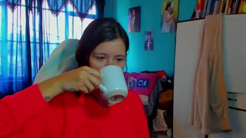 Snapshot of stephany_uwu chatting on June 16, 1:14 pm Stephany independient model online show from June 16, 1:14 pm