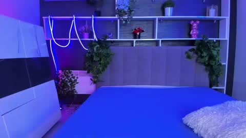Snapshot of stephierousee chatting on July 14, 5:12 am Stephie online show from July 14, 5:12 am