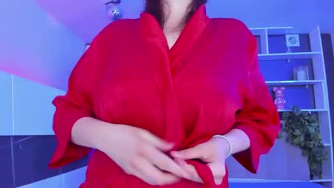 Snapshot of stephierousee chatting on July 21, 5:32 am Stephie online show from July 21, 5:32 am