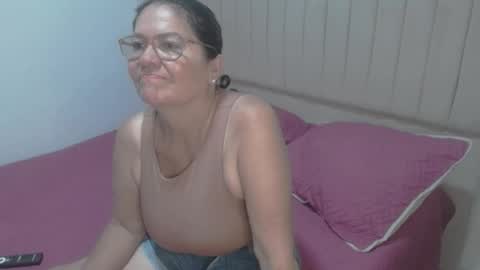 Angie mature online show from April 12, 11:32 pm