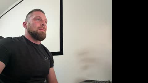 Snapshot of steve897819 chatting on June 11, 3:54 pm steve897819 online show from June 11, 3:54 pm