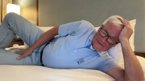 Steve online show from June 25, 2:33 am