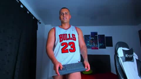 steve_coltt online show from May 7, 2:06 am
