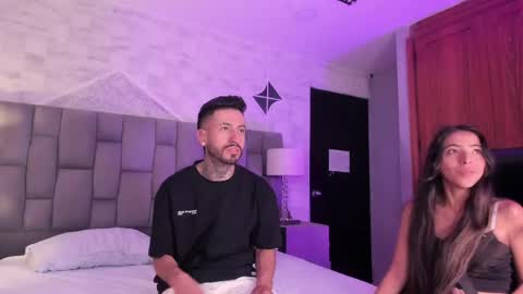 stevenandlaura_ online show from June 6, 5:01 am