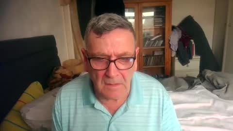 slave for computer control online show from February 13, 12:01 pm