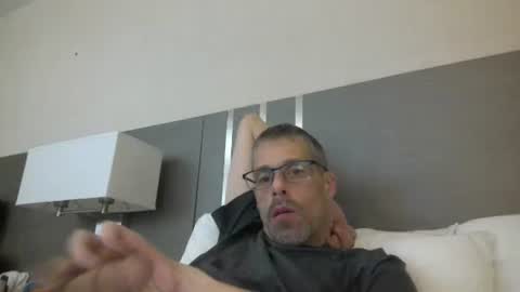 Snapshot of stickymouse45 chatting on April 1, 8:37 am stickymouse45 online show from April 1, 8:37 am