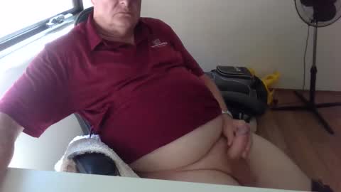 Snapshot of stiffyman55 chatting on February 2, 2:10 am stiffyman55 online show from February 2, 2:10 am