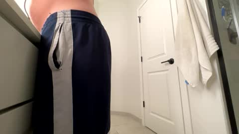 stlhotwifeguy online show from March 8, 4:22 pm