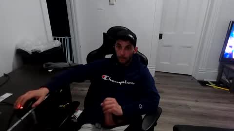 stonedpanda77 online show from June 22, 11:35 pm
