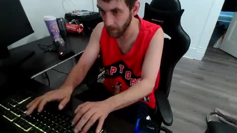 stonedpanda77 online show from July 16, 9:54 pm