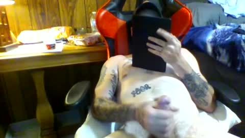 stoner4lyfe420 online show from June 16, 8:33 pm