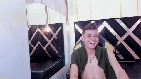 Snapshot of stonne69 chatting on February 20, 8:36 pm stonne69 online show from February 20, 8:36 pm