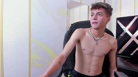 Snapshot of stonne69 chatting on March 7, 4:33 pm stonne69 online show from March 7, 4:33 pm