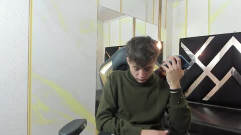 Snapshot of stonne69 chatting on March 8, 12:30 pm stonne69 online show from March 8, 12:30 pm