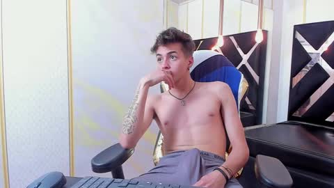 Snapshot of stonne69 chatting on March 8, 6:37 pm stonne69 online show from March 8, 6:37 pm