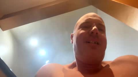 Snapshot of stoodley22 chatting on January 16, 5:42 am Stoodley22 online show from January 16, 5:42 am