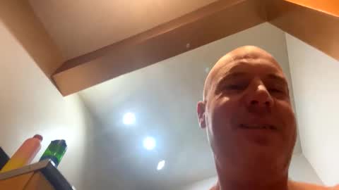 Snapshot of stoodley22 chatting on December 16, 5:45 am Stoodley22 online show from December 16, 5:45 am