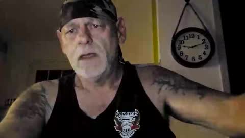 stormynorm14 online show from December 7, 2:09 am