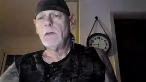 stormynorm14 online show from September 28, 1:00 am