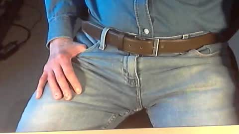 Snapshot of str8_dave chatting on November 29, 3:59 pm Dave online show from November 29, 3:59 pm