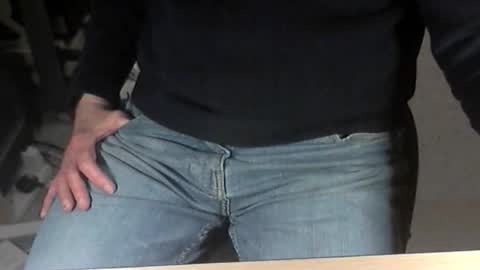 Snapshot of str8_dave chatting on January 5, 8:45 pm Dave online show from January 5, 8:45 pm