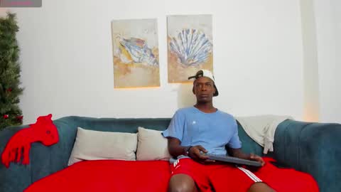 straight__friends online show from February 18, 2:24 pm