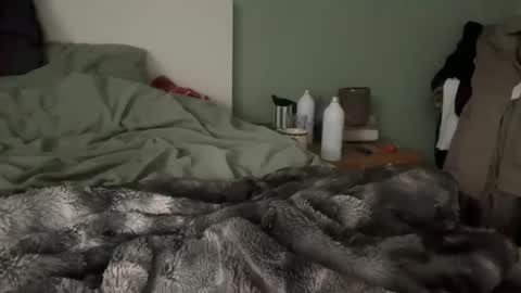 straightfirelotus69420_ online show from April 17, 8:39 am