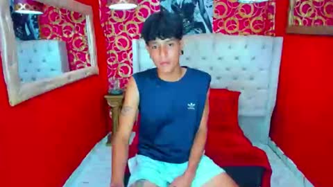 straightyounpein online show from April 14, 5:02 am