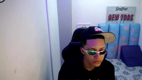 Street online show from April 20, 7:37 pm