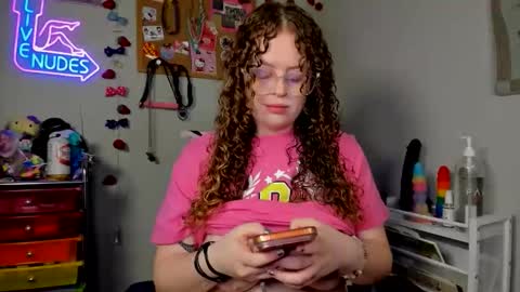 Strwbby online show from May 13, 5:38 am