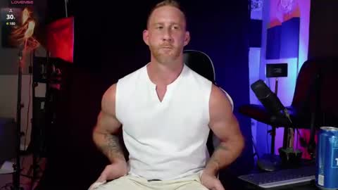 Ryan Long online show from August 3, 12:20 am