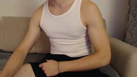 Stud From Paris online show from April 4, 8:50 pm