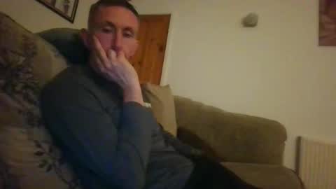 stuuuey73 online show from April 2, 9:34 pm