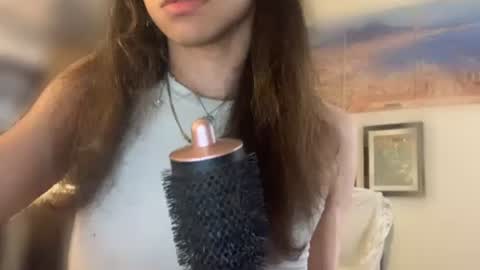 stxllaxcx online show from June 25, 3:49 pm